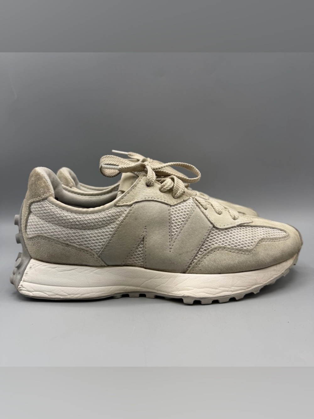New Balance 327 Women Size 10 Suede Sneakers WS327JRT Grey Custom Insole